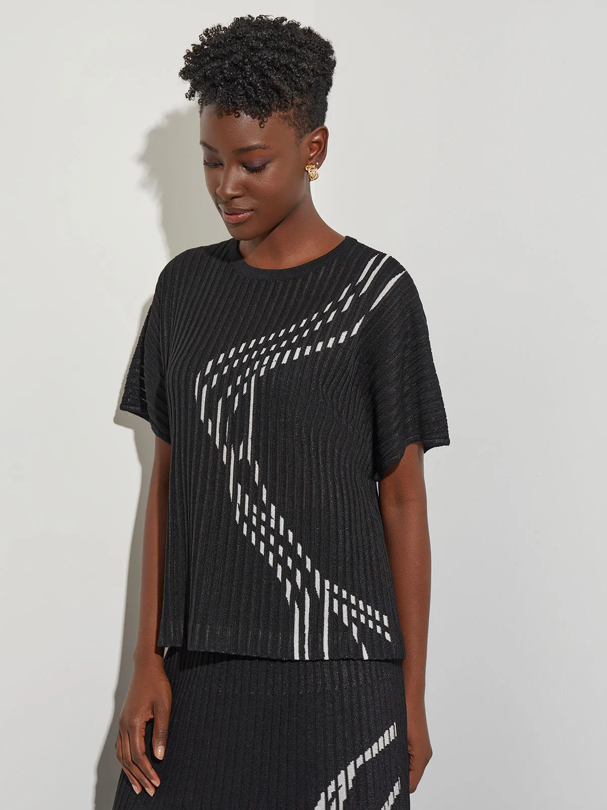 Abstract Stitch Knit Short Sleeve Tunic