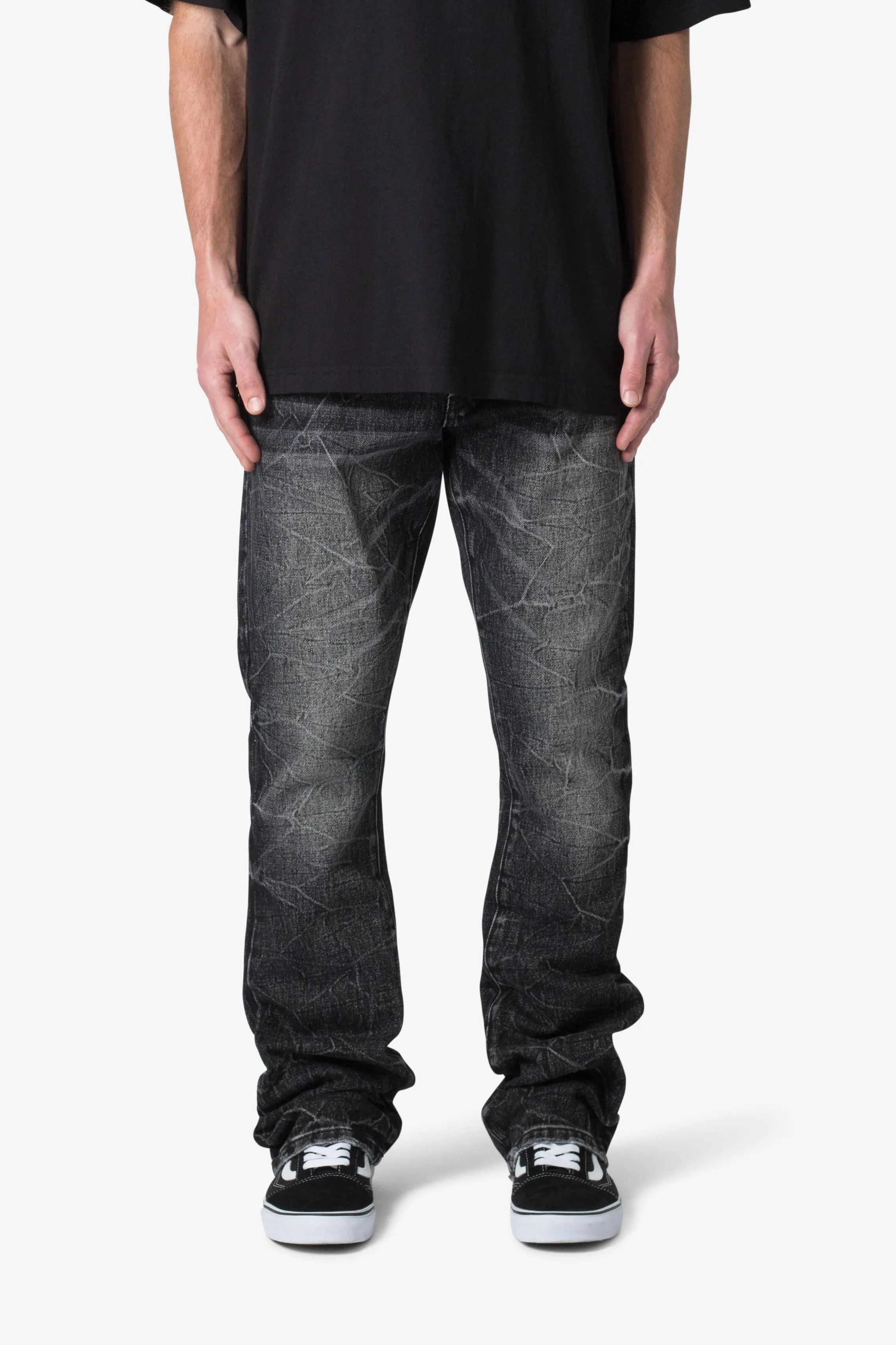 B670 Wave Wash Flare Denim - Washed Black