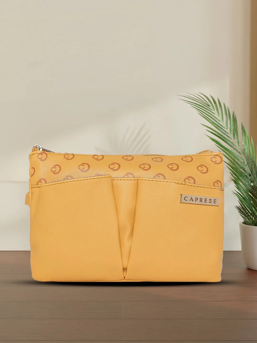 Caprese Freya Sling Large (E) Yellow