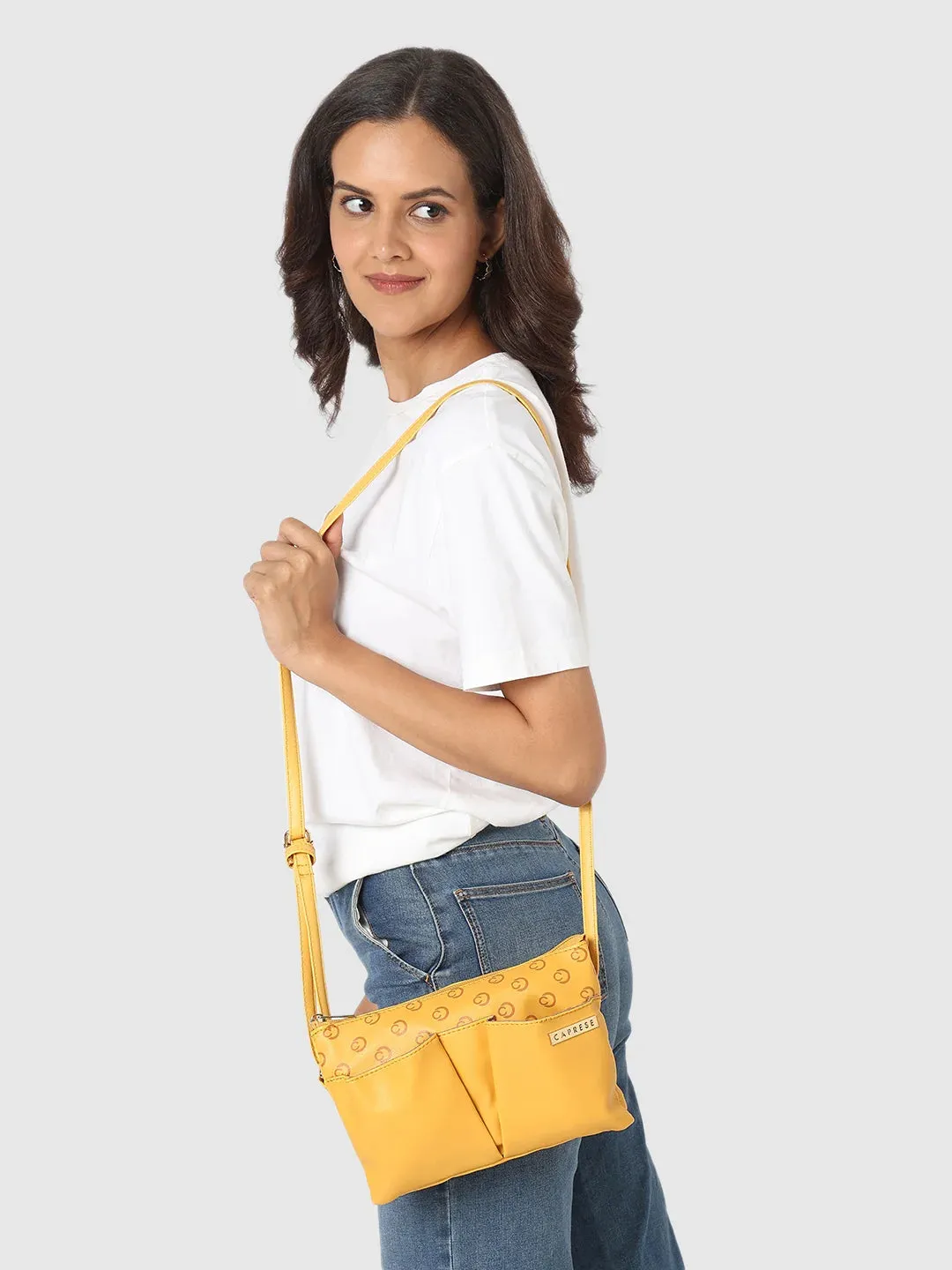 Caprese Freya Sling Large (E) Yellow