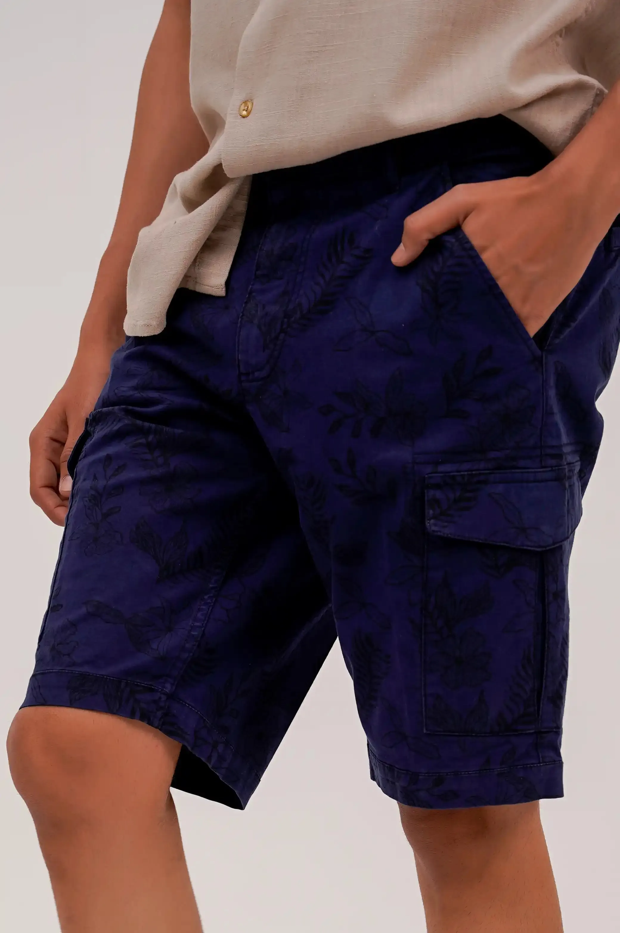 CARGO PRINTED SHORTS