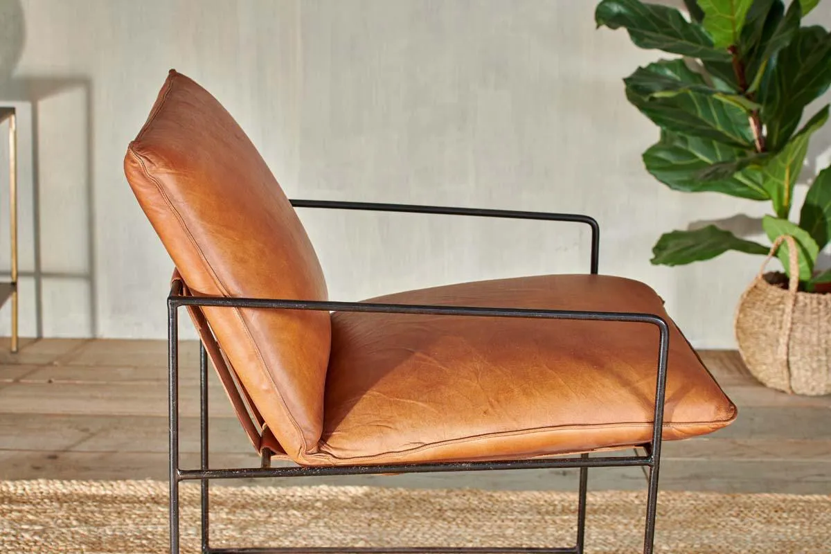 Durium Leather Lounger - Aged Tan