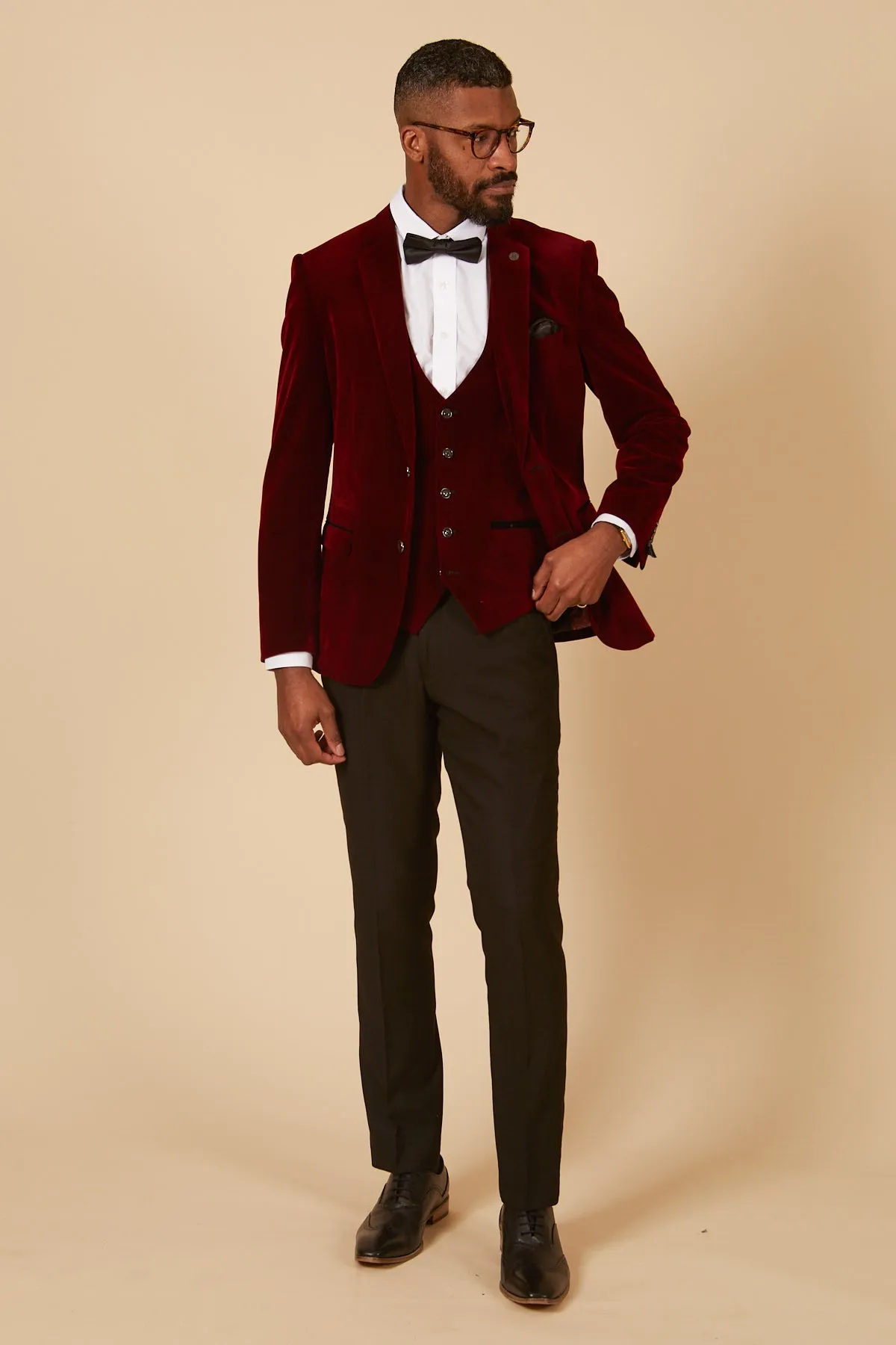 'I'm A Celebrity Get Me Out Of Here' 2022 Runner Up Owen Warner in HUDSON Wine Velvet Blazer & Waistcoat