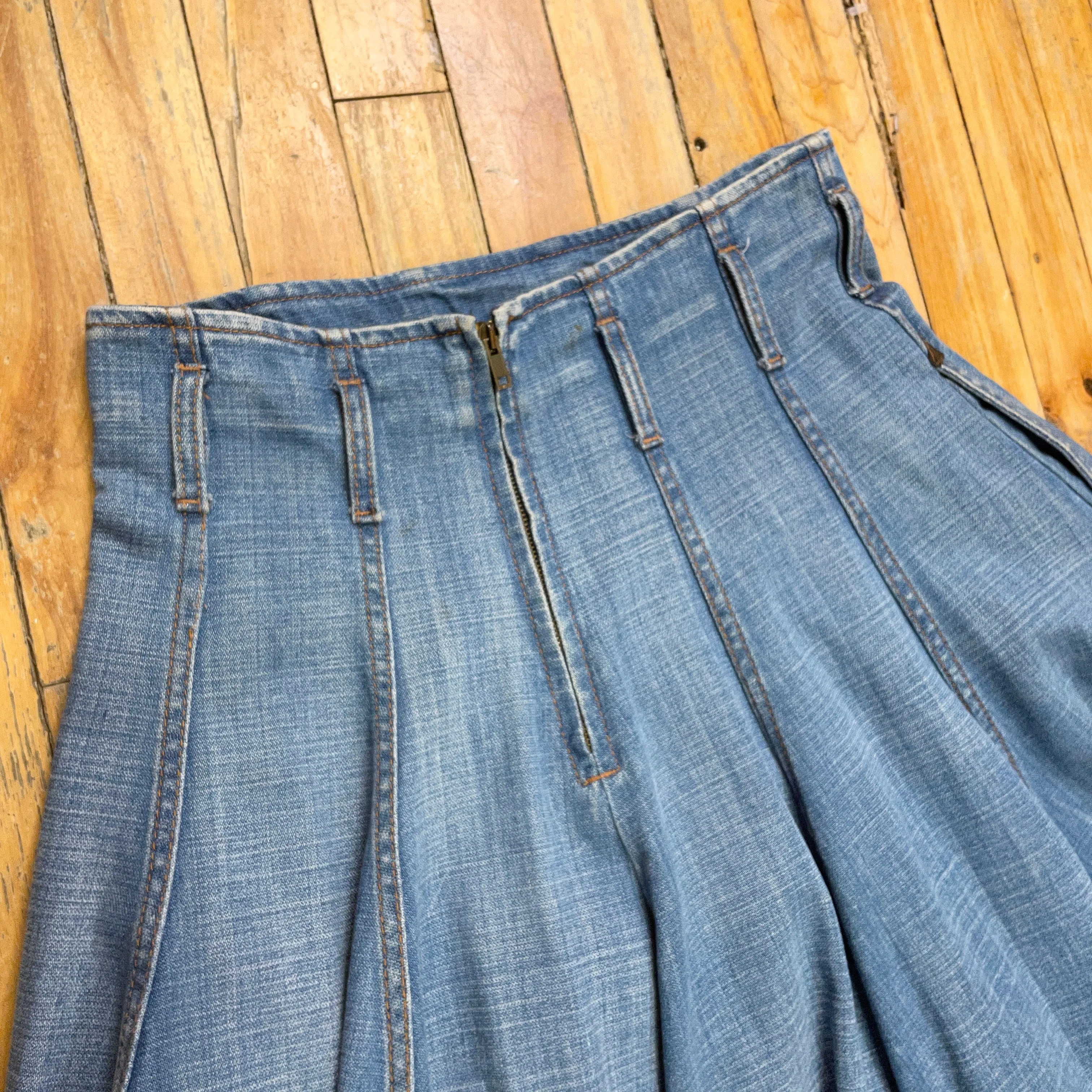 McQ by Alexander McQueen Vintage Designer Denim Paneled Skirt Made in Italy Size 31"