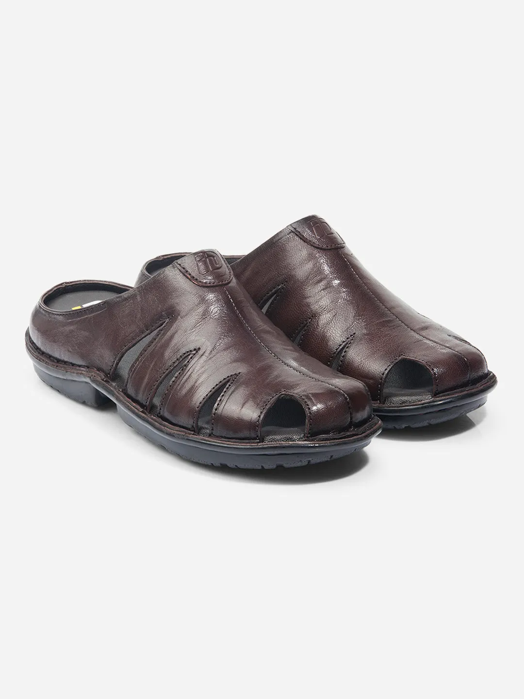 Men Brown Sandal / Slipper (ID4208)